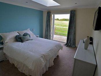 White Horse Bed & Breakfast